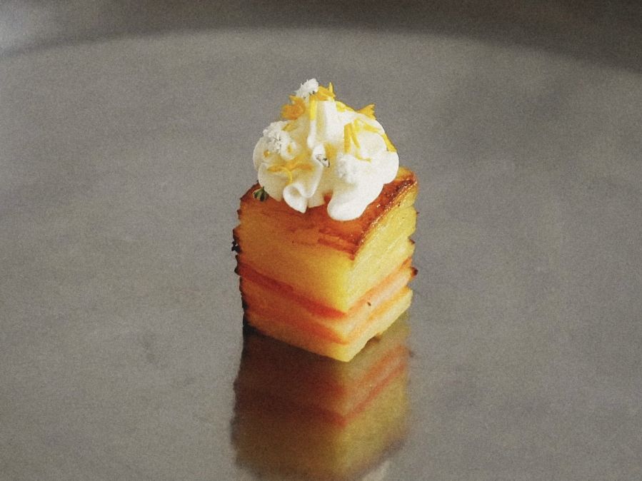 Potato pavé with crème fraîche