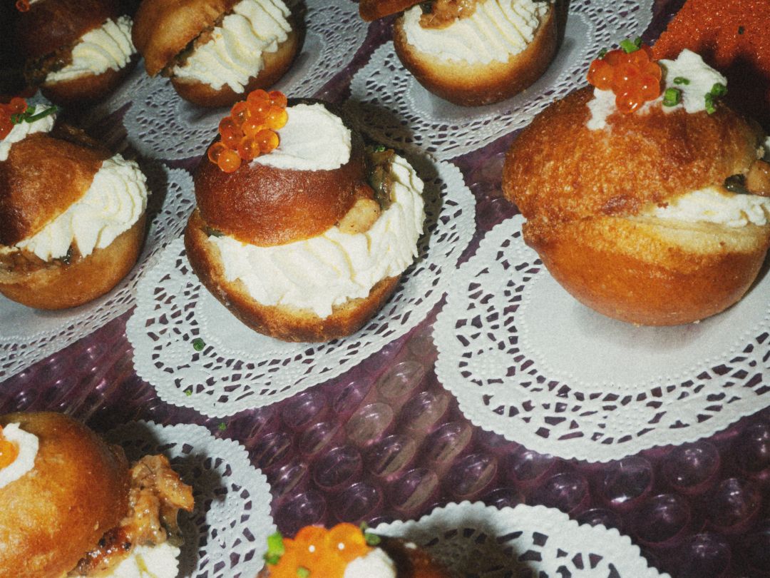 Brioche buns on lace doilies